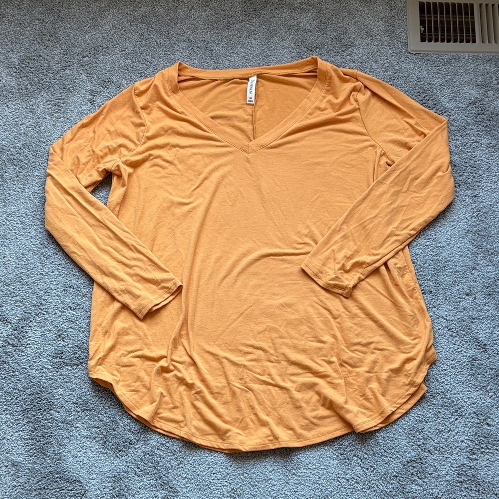 Zenana Outfitters V-Neck Long Sleeve Top